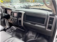 Vehicle Thumb #24