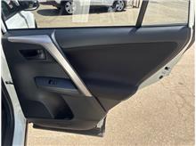 Vehicle Thumb #21