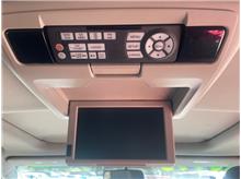 Vehicle Thumb #13