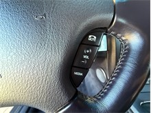 Vehicle Thumb #29