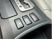 Vehicle Thumb #37
