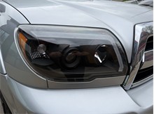 Vehicle Thumb #41