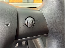 Vehicle Thumb #28
