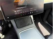 Vehicle Thumb #30