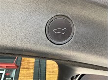 Vehicle Thumb #42