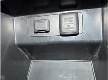 Vehicle Thumb #23