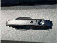 Vehicle Thumb #10
