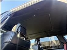 Vehicle Thumb #16
