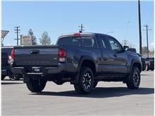 Vehicle Thumb #7