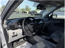 Vehicle Thumb #14