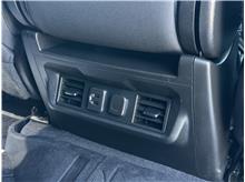 Vehicle Thumb #17