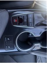 Vehicle Thumb #20