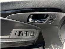 Vehicle Thumb #12