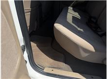 Vehicle Thumb #20
