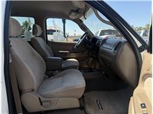 Vehicle Thumb #25