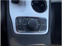 Vehicle Thumb #25