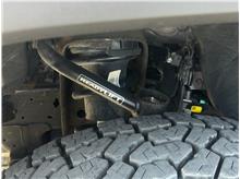 Vehicle Thumb #25