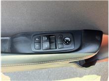 Vehicle Thumb #12