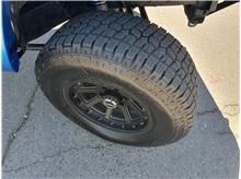 Vehicle Thumb #26