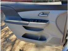 Vehicle Thumb #18
