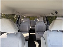 Vehicle Thumb #17