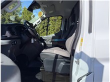 Vehicle Thumb #14