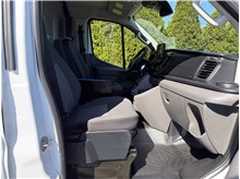Vehicle Thumb #15