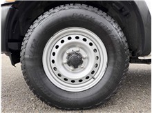 Vehicle Thumb #9