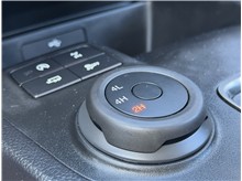 Vehicle Thumb #17