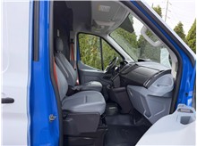 Vehicle Thumb #15