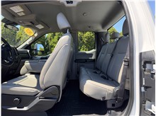 Vehicle Thumb #13