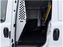 Vehicle Thumb #13