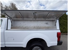 Vehicle Thumb #14