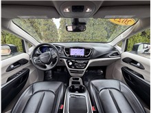 Vehicle Thumb #18