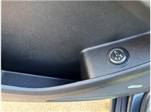 Vehicle Thumb #19