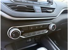 Vehicle Thumb #48