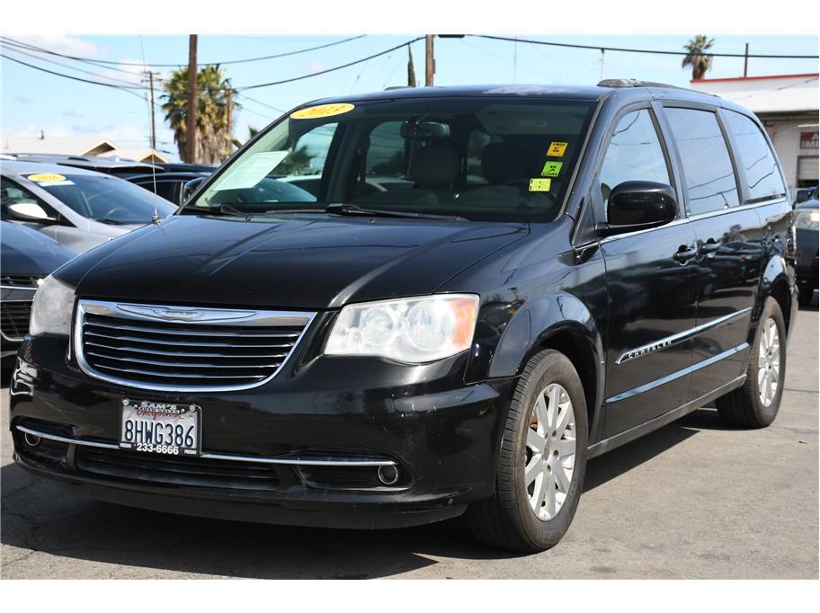2013 Chrysler Town & Country from Sams Auto Sales