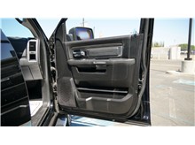Vehicle Thumb #17