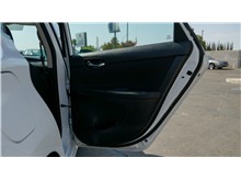 Vehicle Thumb #14