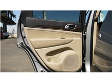 Vehicle Thumb #14