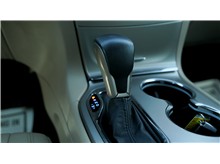 Vehicle Thumb #26