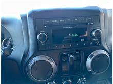 Vehicle Thumb #21