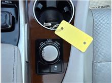 Vehicle Thumb #33