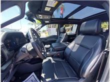 Vehicle Thumb #17