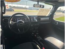 Vehicle Thumb #12