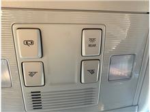Vehicle Thumb #18