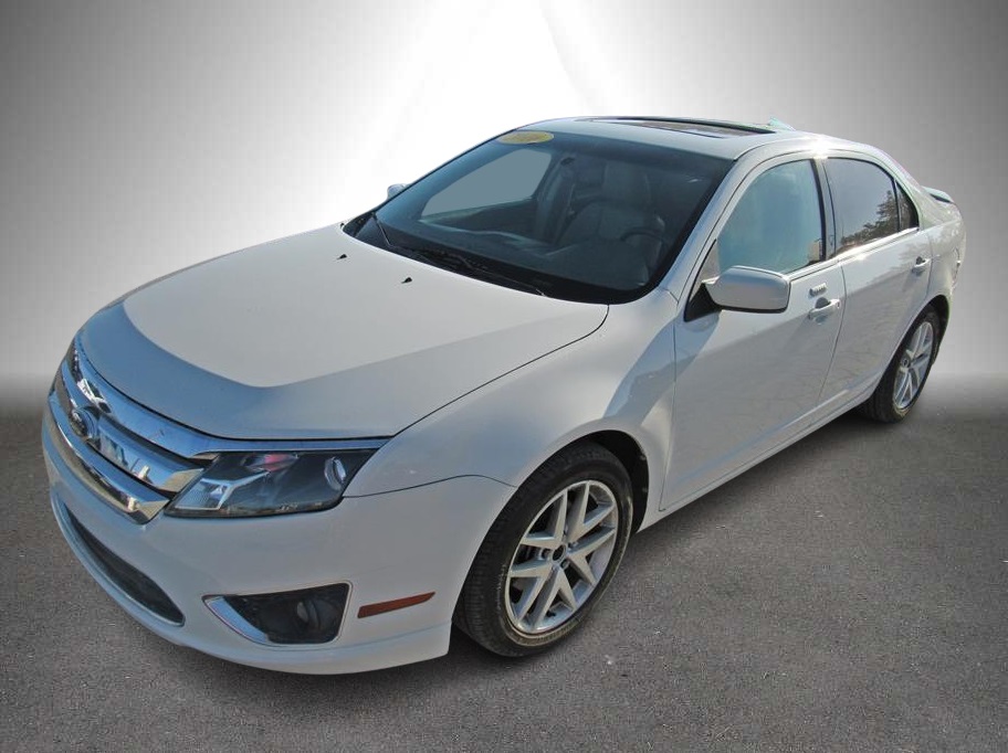 2010 Ford Fusion SEL's photo