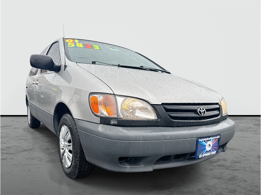 2001 Toyota Sienna