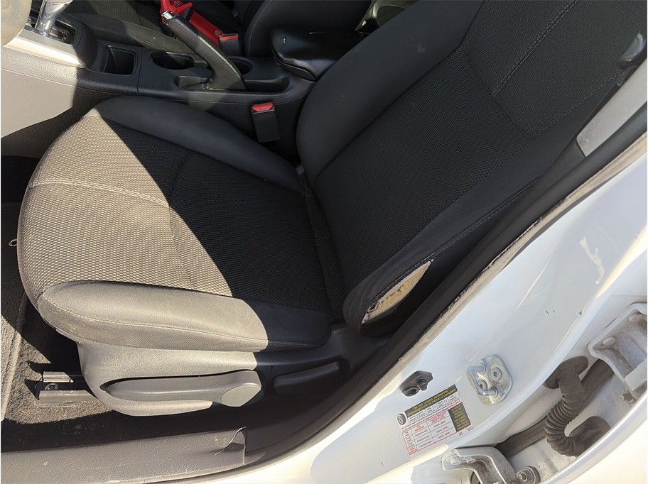 2016 Nissan Sentra S Sedan 4D - photo 13