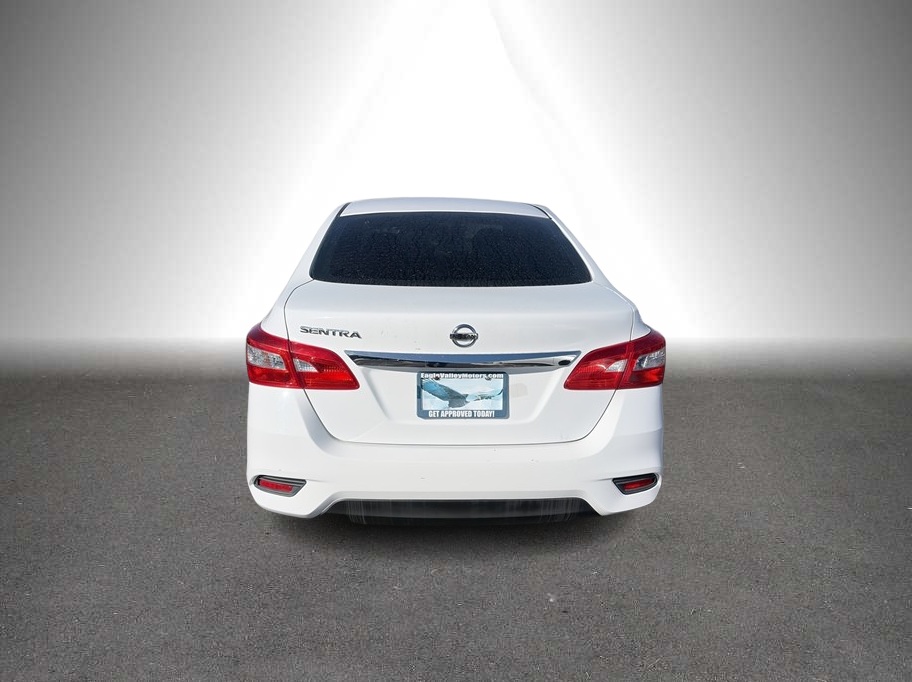 2016 Nissan Sentra S Sedan 4D - photo 7